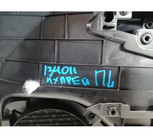 Обшивка двери передняя левая