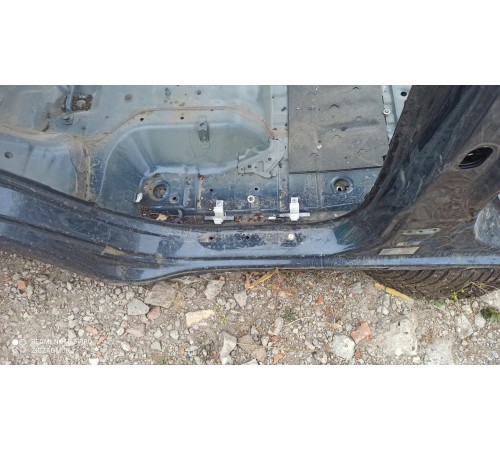 Порог со стойкой правый