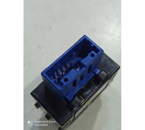 Кнопка отключения системы аварийного торможения