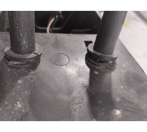 Фонарь освещения салона правый