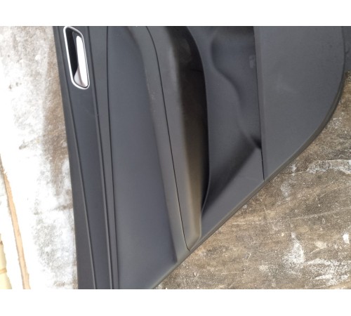 Обшивка двери задняя левая