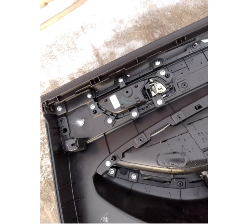 Обшивка двери задняя левая