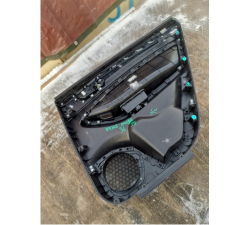 Обшивка двери задняя левая