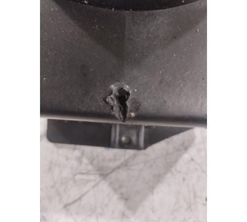 Фонарь освещения салона правый