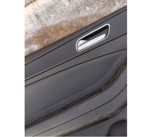 Обшивка двери задняя левая