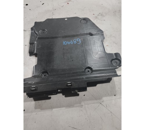 Защита антигравийная правая