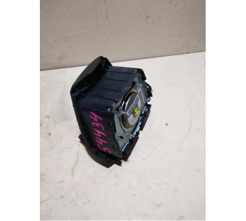 Подушка безопасности водителя