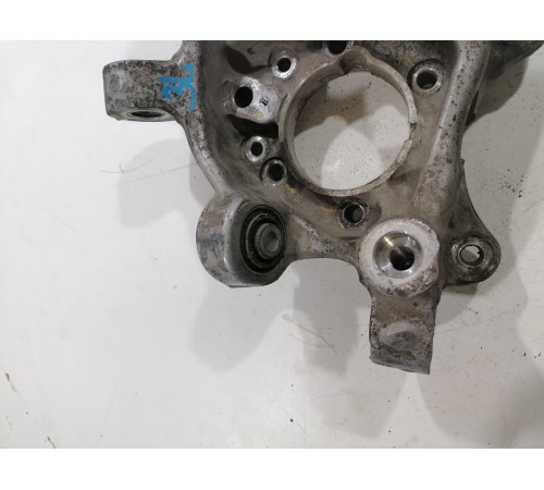 Кулак поворотный,задний левый