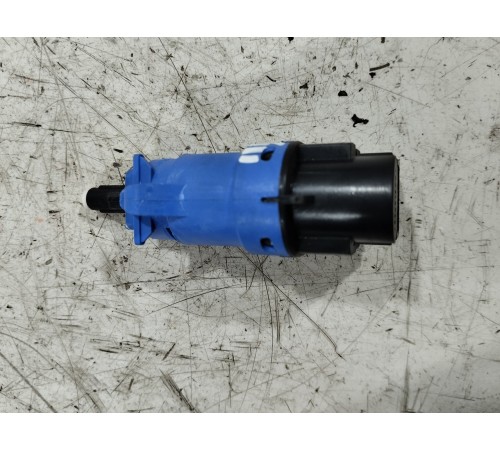 Датчик стоп сигнала