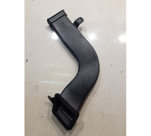 Воздуховод центральной панели(правый)