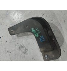 Брызговик передний левый