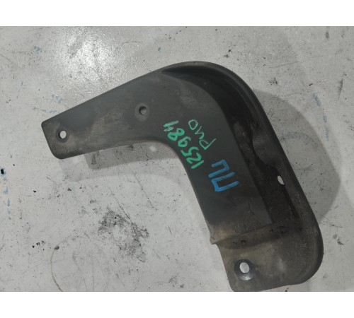 Брызговик передний левый