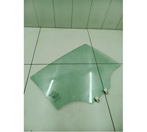 Стекло двери заднее правое