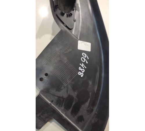 Рамка двери (передняя, правая)