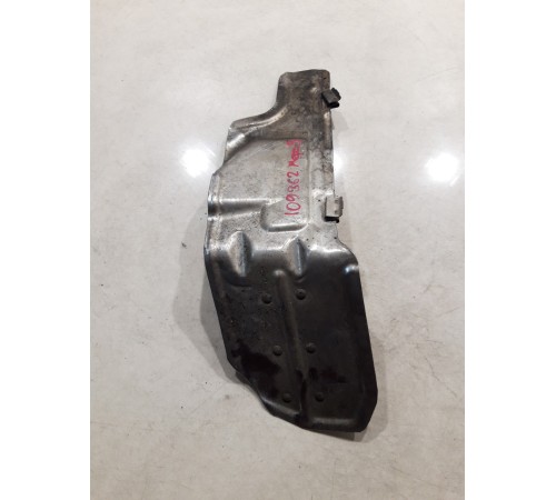 Тепловой экран моторного отсека