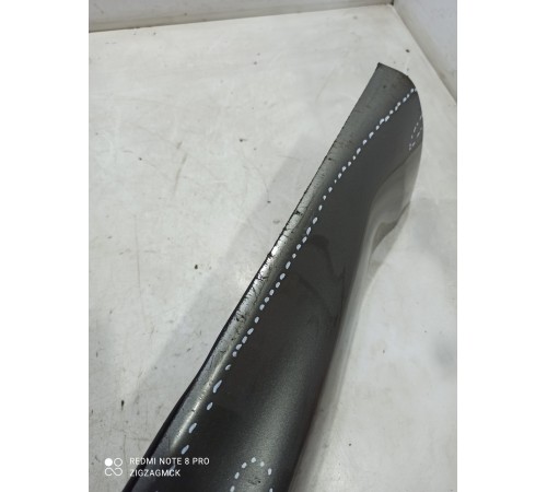 Накладка двери (задняя правая)