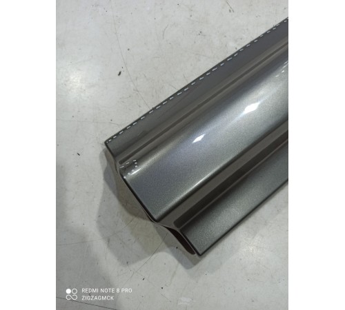 Накладка двери (задняя правая)