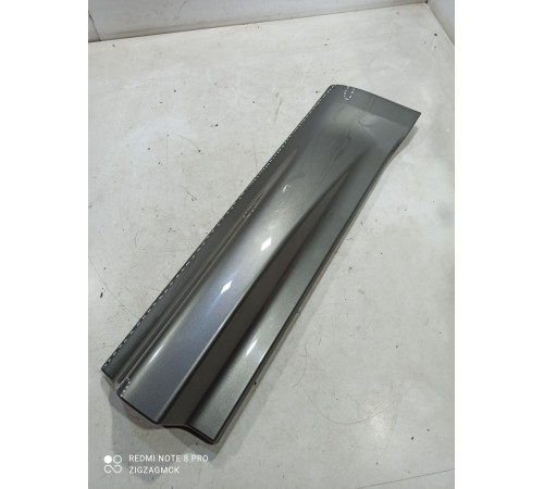 Накладка двери (задняя правая)