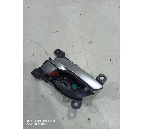 Ручка двери (передняя правая внутренняя)