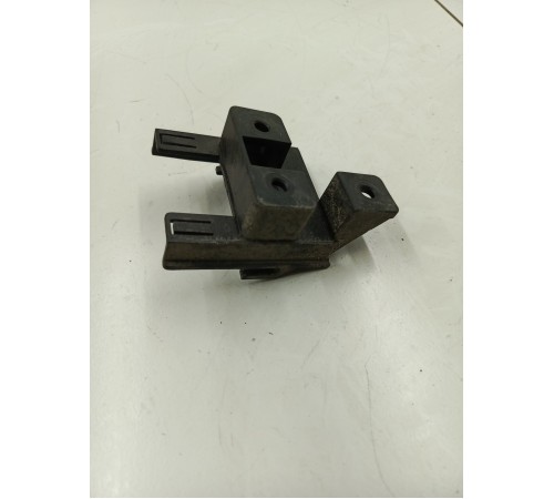 Кронштейн датчика слепых зон задний правый