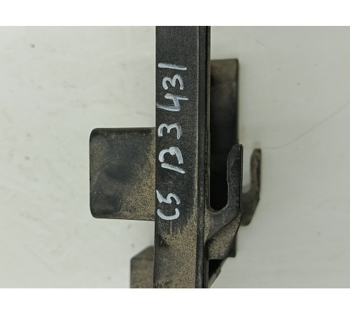 Кронштейн датчика слепых зон задний правый