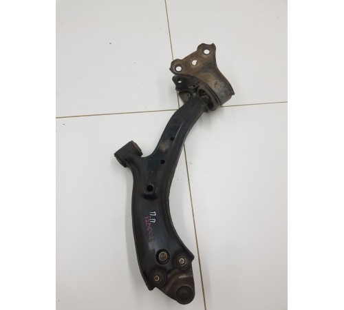 Рычаг подвески передний правый