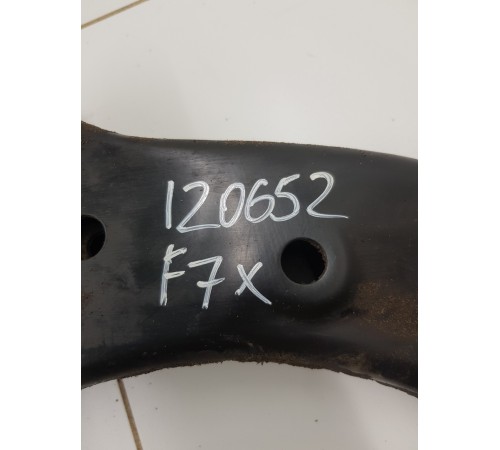 Рычаг подвески передний правый