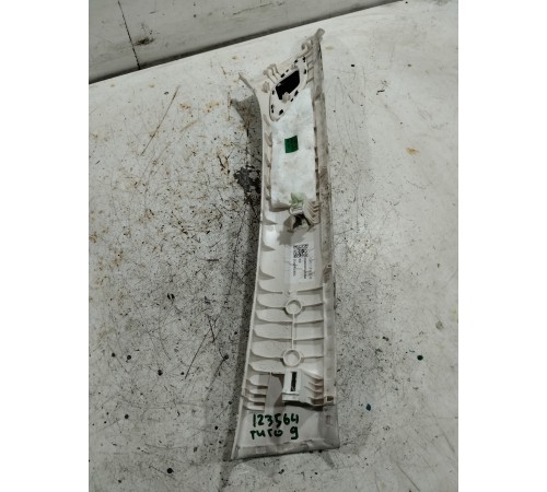 Обшивка стойки лобового стекла левая