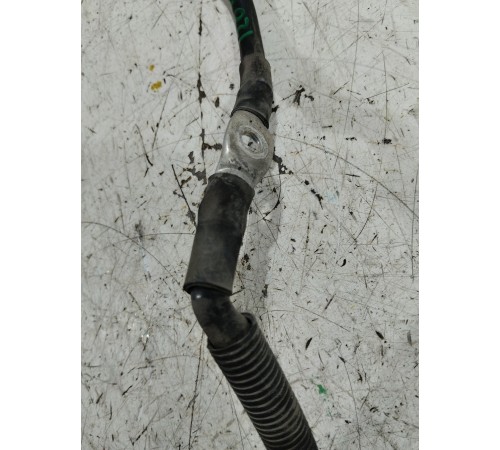 Клемма аккумулятора (минус)