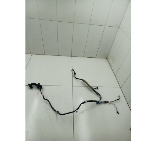 Проводка двери задней левой