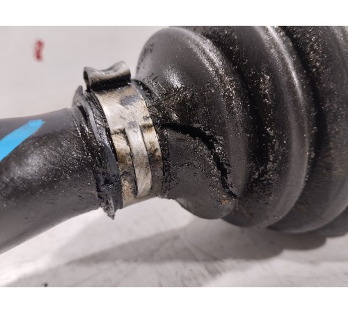 Привод(полуось) передний левый