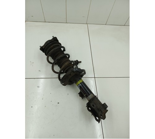 Амортизатор подвески передний правый в сборе