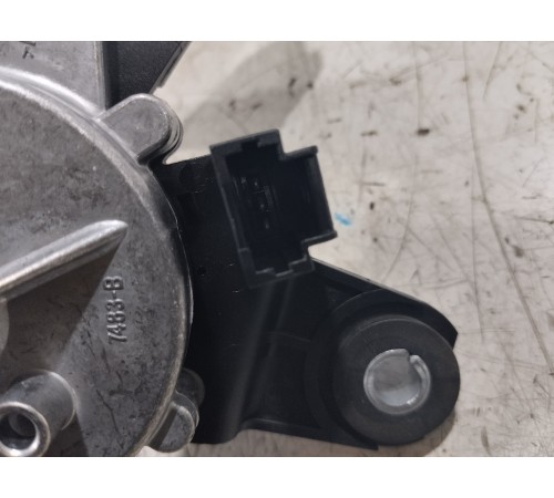 Моторчик стеклоочистителя крышки багажника