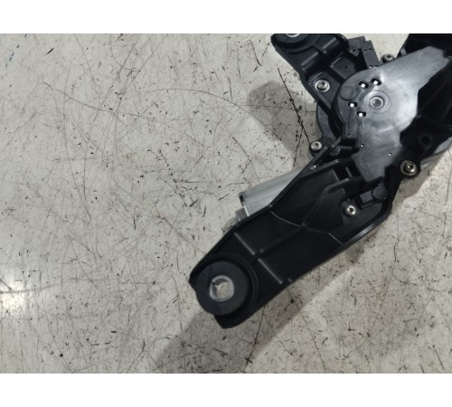 Моторчик стеклоочистителя крышки багажника