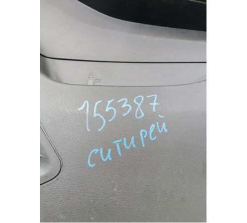 Обшивка двери задняя правая