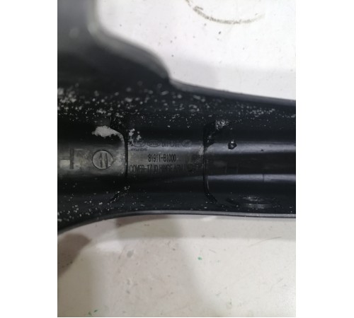 Накладка петли багажника левая