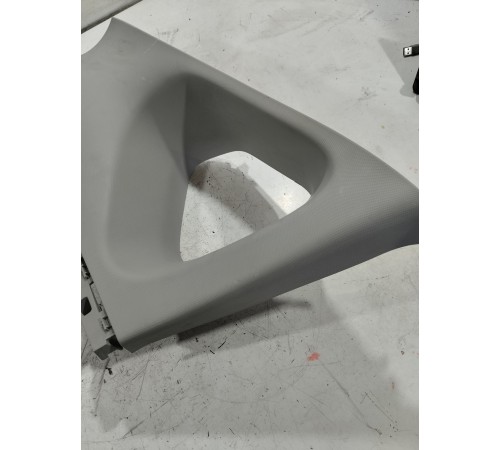 Обшивка стойки задняя левая верхняя