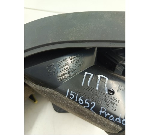 Дефлектор воздушный правый