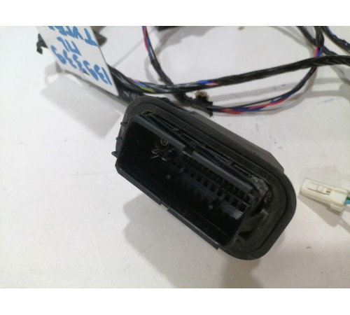 Проводка двери передней левой