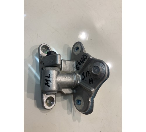 Петля двери (задняя, правая, нижняя)