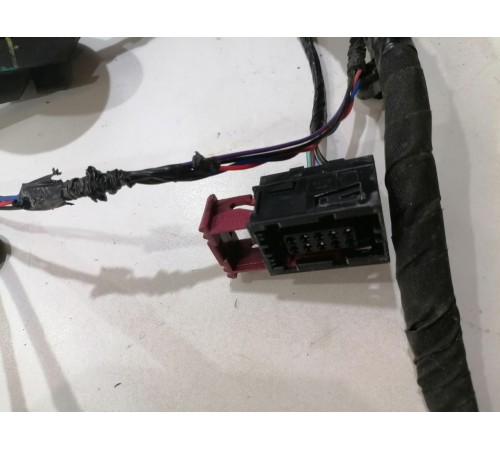 Проводка двери передней левой