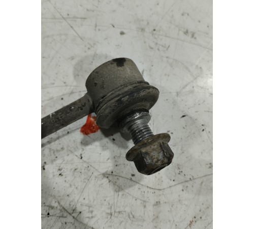 Стойка стабилизатора задняя левая