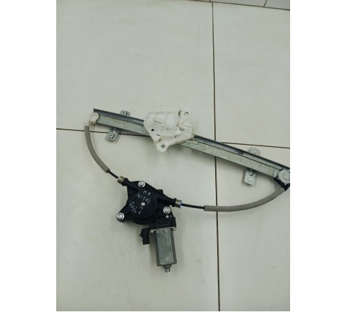 Стеклоподъемник двери передний правый