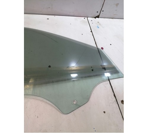 Стекло двери переднее правое