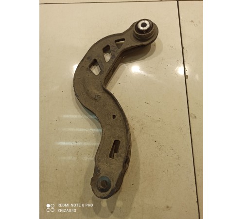 Рычаг подвески(задний правый верхний)
