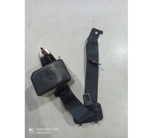 Ремень безопасности (задний центральный)