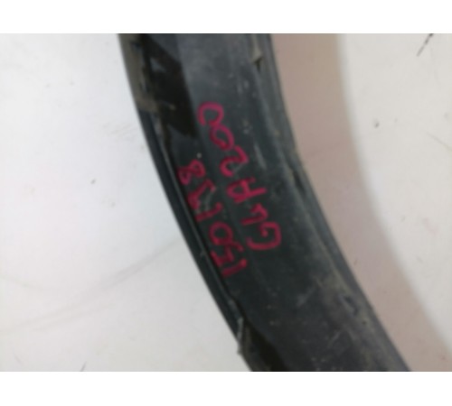 Накладка крыла передняя правая