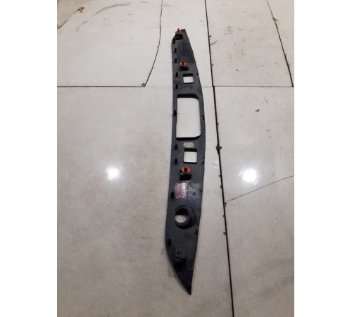 Накладка крышки багажника (подсветки номера)