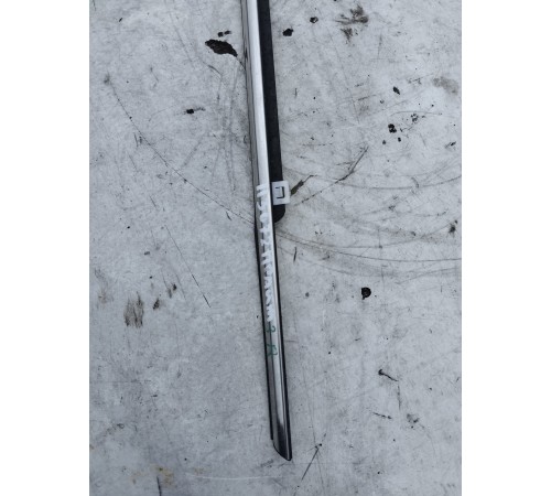 Уплотнитель стекла задний правый наружный