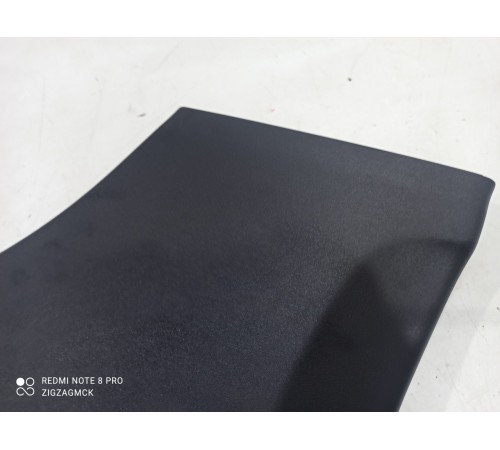 Обшивка центральной стойки(правая нижняя)